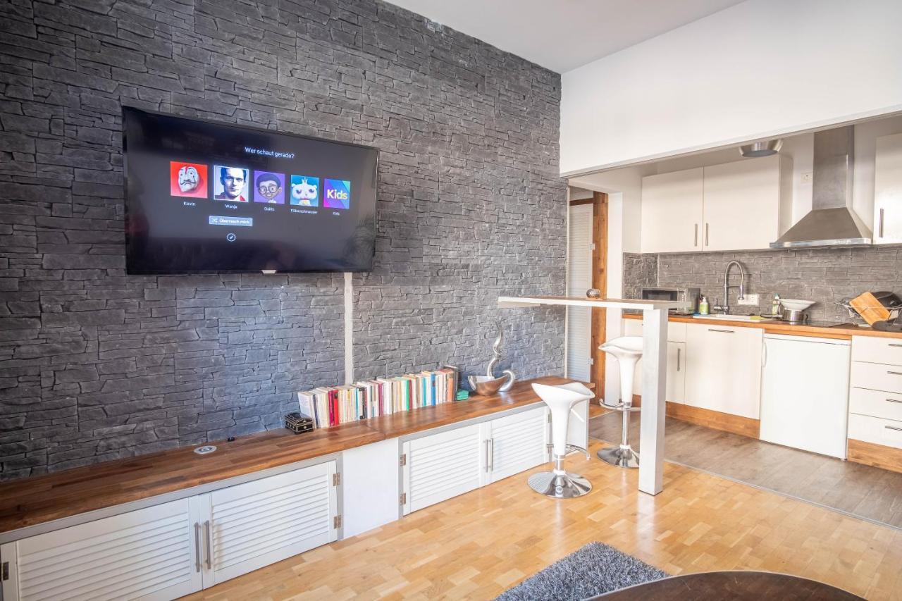 Apartment Feelgoodflats Design In Center, Station Close With Netflix Und Workplace Leipzig